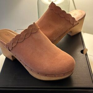 Frye Millie Pink Suede Clogs